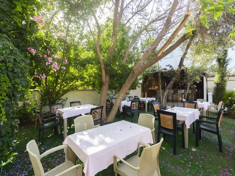 Kriss Hotel