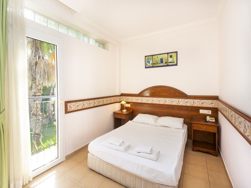 Kriss Hotel