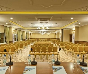 Titan Select Hotel