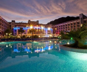 Green Nature Resort & Spa
