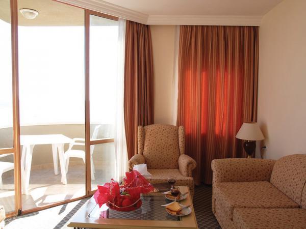 Sunset Beach Hotel