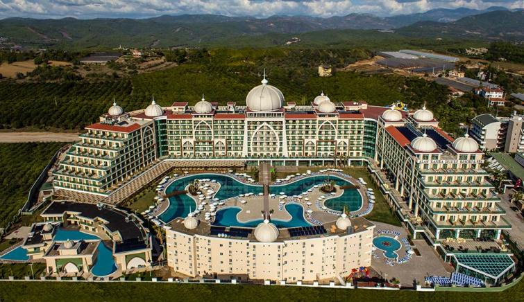 ALAN XAFİRA DELUXE RESORT & SPA