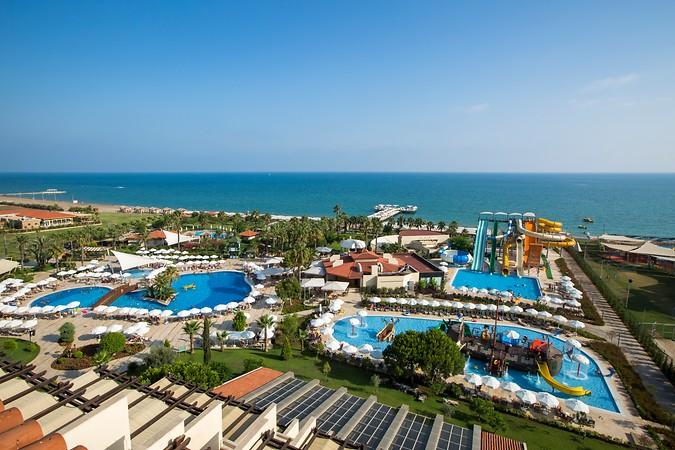 BELLIS DELUXE HOTEL