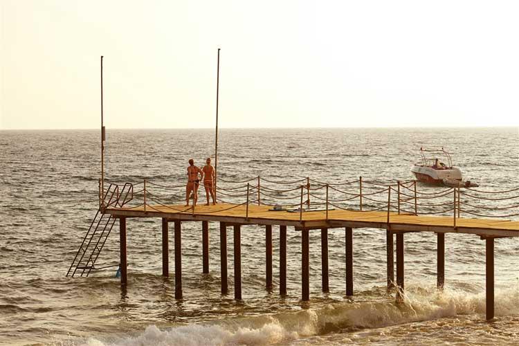 WHİTE CİTY BEACH HOTEL