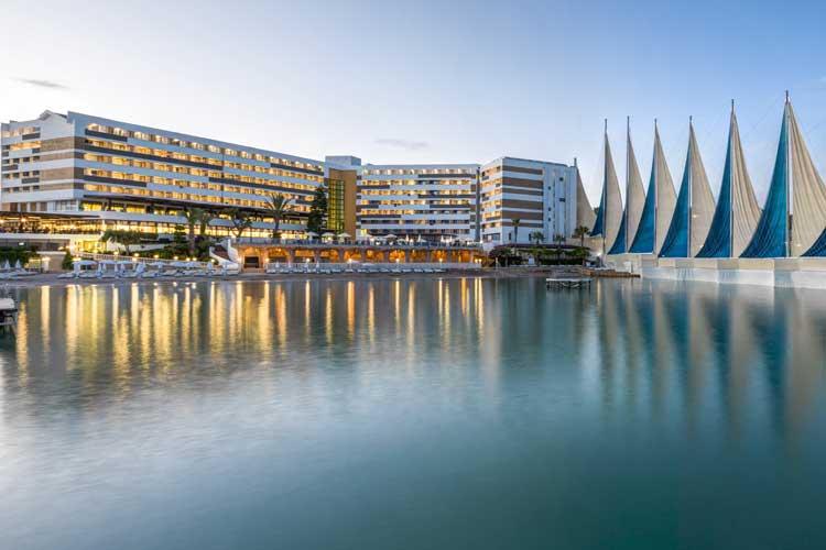 Adin Beach Hotel