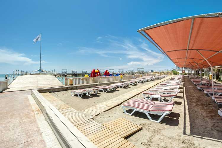 Adin Beach Hotel