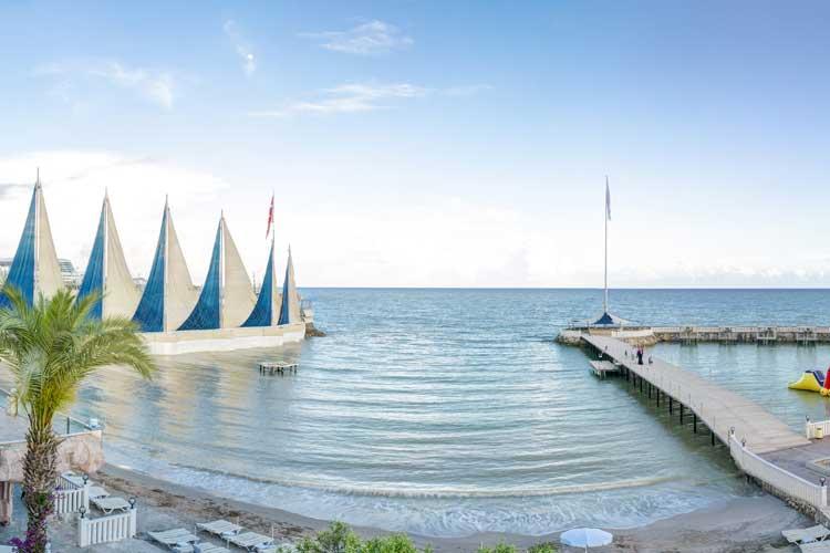 Adin Beach Hotel
