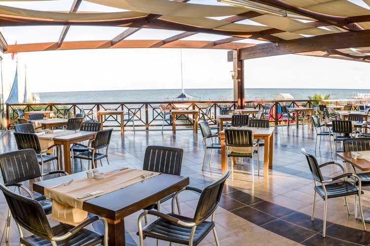 Adin Beach Hotel