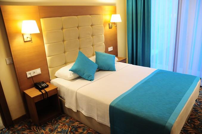 LİONA HOTEL