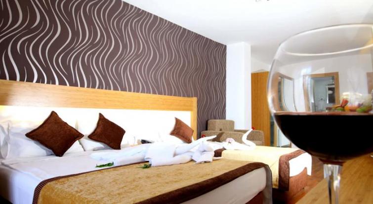 EFTALİA HOTEL AYTUR