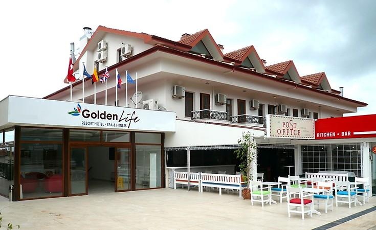 Golden Life Heights Deluxe Suite Hotel