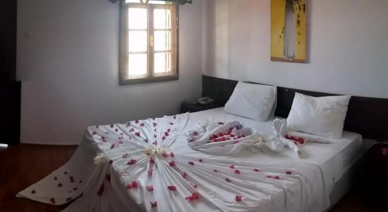 ZARA KONAK HOTEL