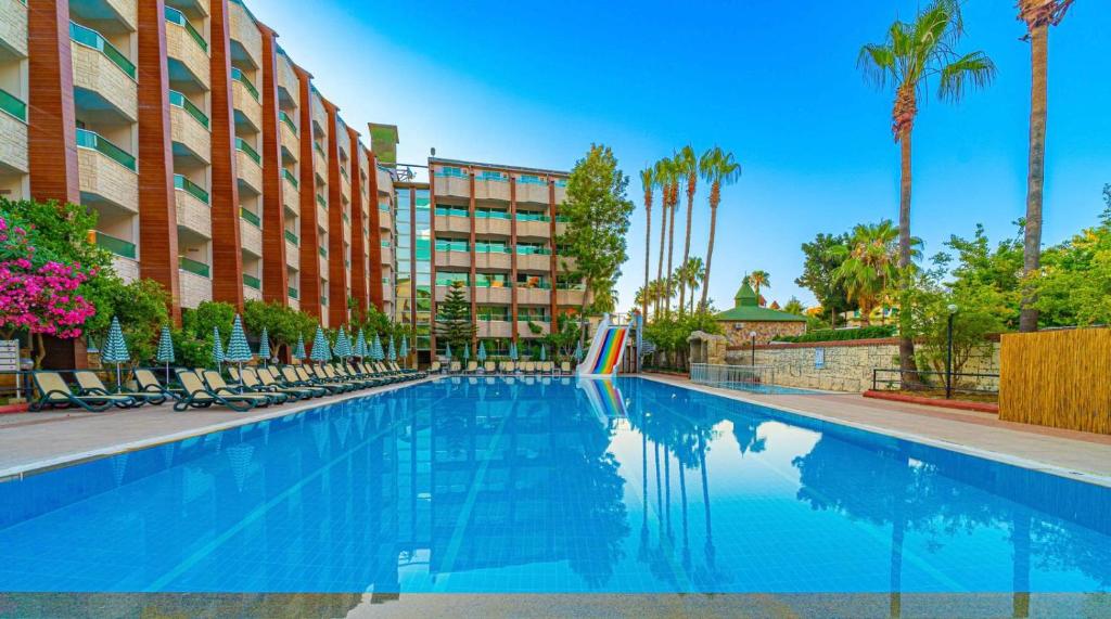 Club Monte Carlo  Ex. Club  Tess Hotel