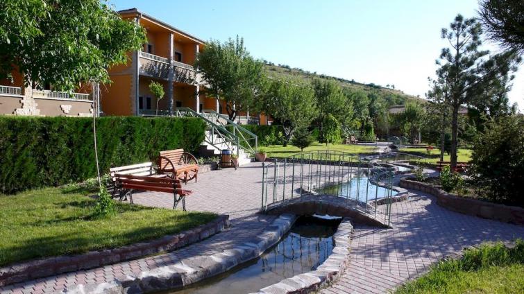 DİNLER HOTELS NEVŞEHİR