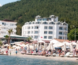 Class Beach Hotel