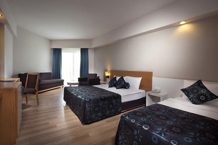 Diamond Beach Hotel & SPA