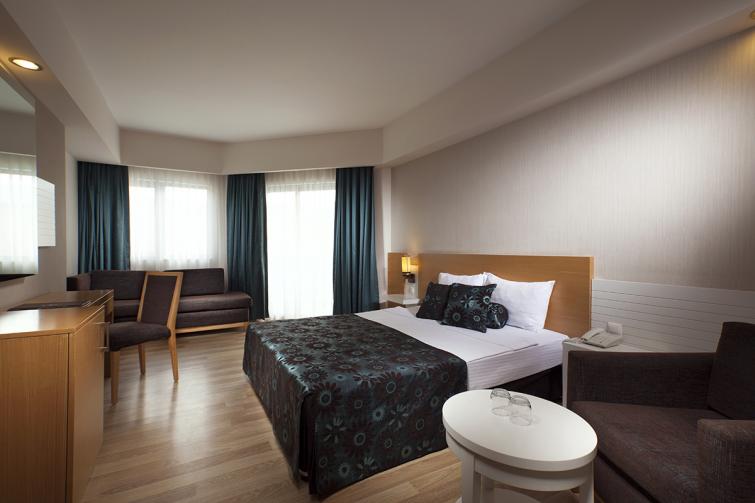 Diamond Beach Hotel & SPA