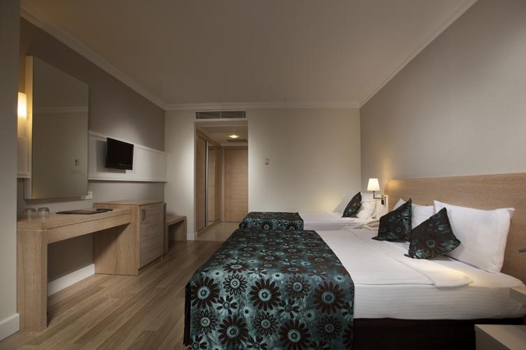 Diamond Beach Hotel & SPA