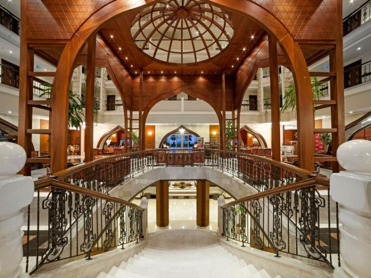 CROWNE PLAZA ANTALYA