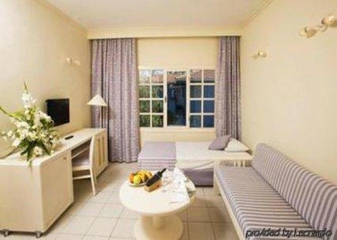 Euphoria Palm Beach Resort
