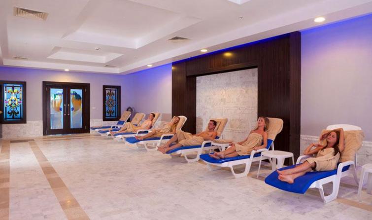 VENOSA BEACH RESORT & SPA 