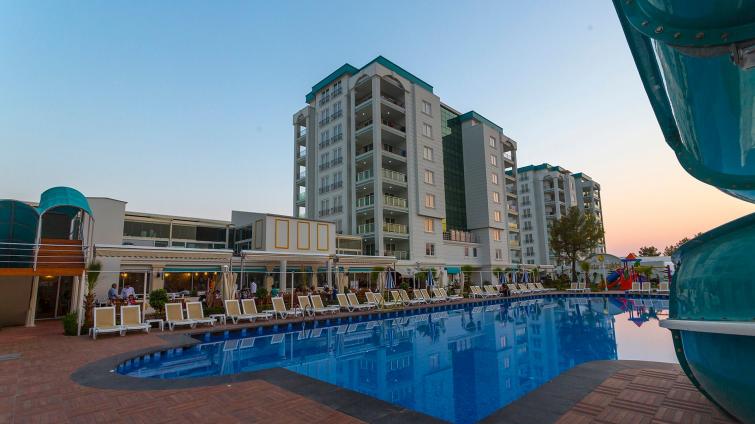 Modern Saraylar Halal Hotel Spa