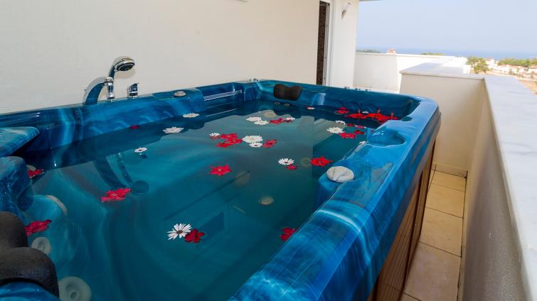 Modern Saraylar Halal Hotel Spa