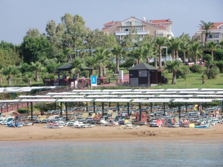 Diamond Beach Hotel & SPA