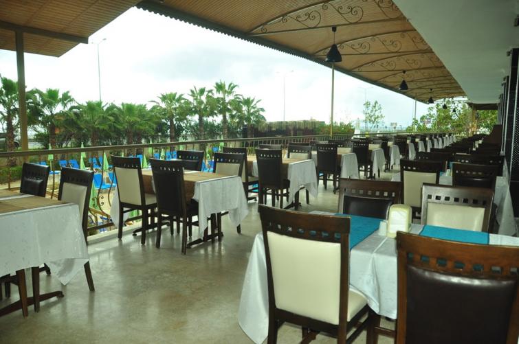 İdeal Beach Hotel