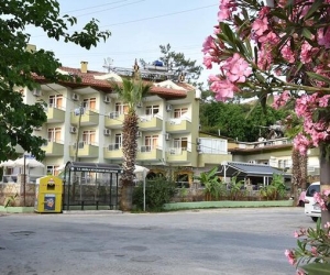 Anerissa Hotel