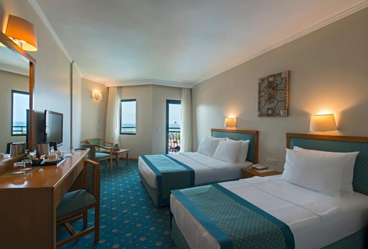 Miramare Queen Hotel