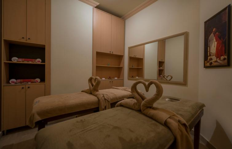Miramare Queen Hotel