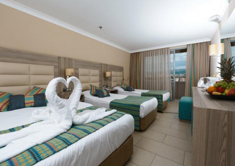 İnsula Resort & Spa