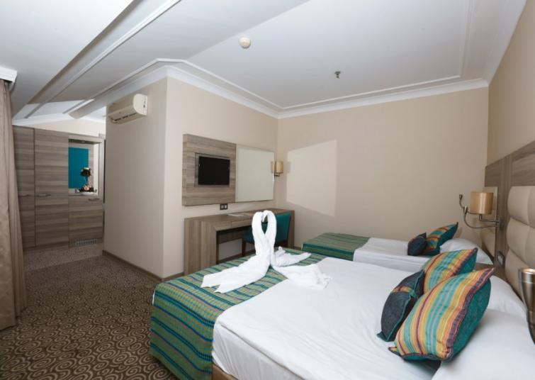 İnsula Resort & Spa