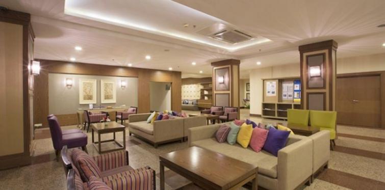 İnsula Resort & Spa