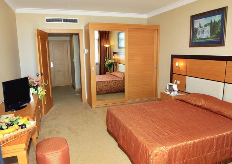 Adora Resort Hotel 