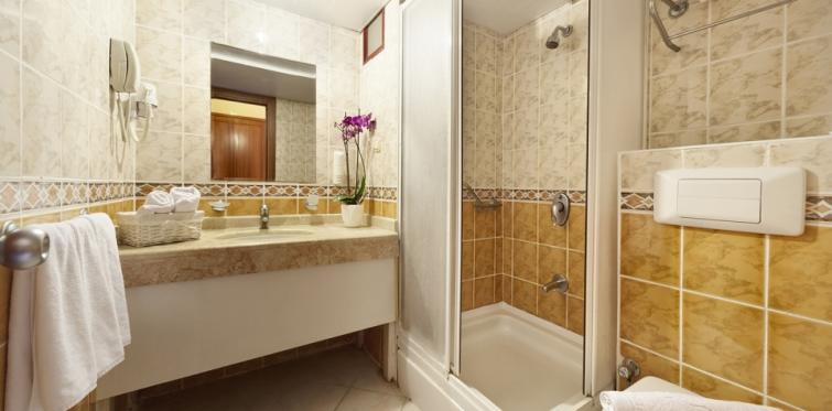 Golden Age Crystal Hotel