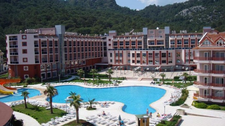 Green Nature Resort & Spa