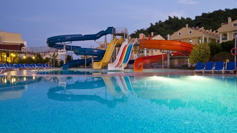 Green Nature Resort & Spa