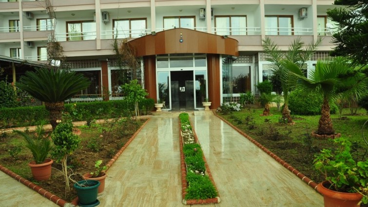 İdeal Beach Hotel