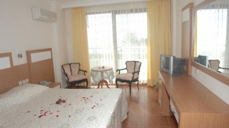 İdeal Beach Hotel