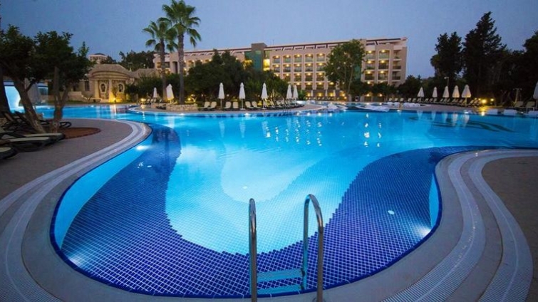 Horus Paradise Luxury Resort