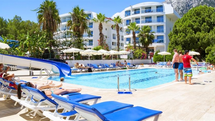 Larissa Mare Beach Hotel