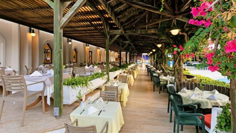 Özkaymak Marina Hotel
