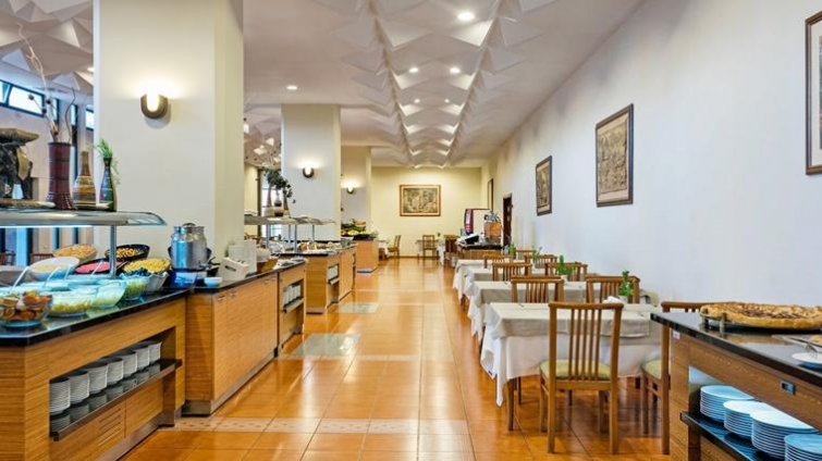 Özkaymak Marina Hotel