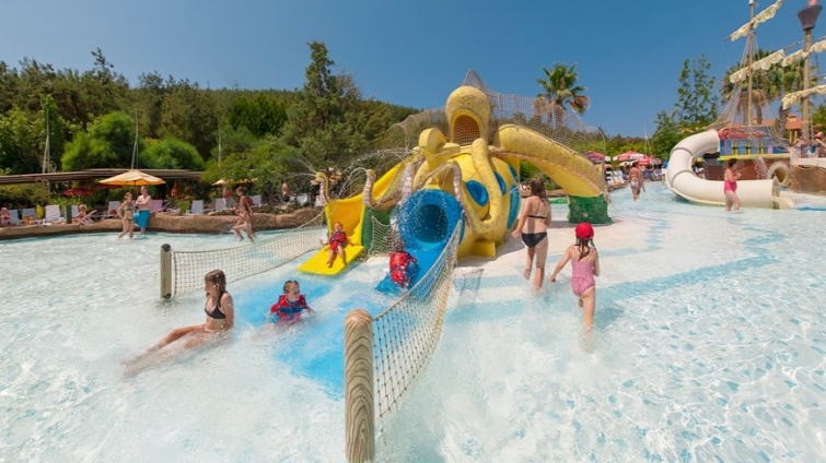 Aqua Fantasy Aquapark Hotel & Spa