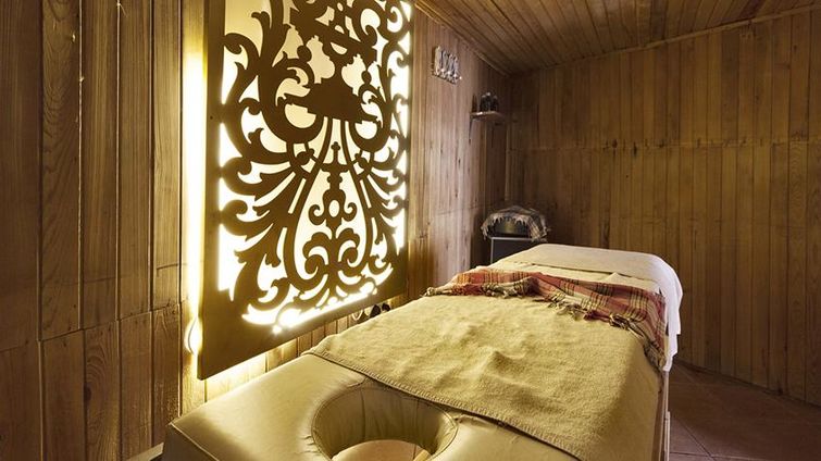 Golden Age Crystal Hotel