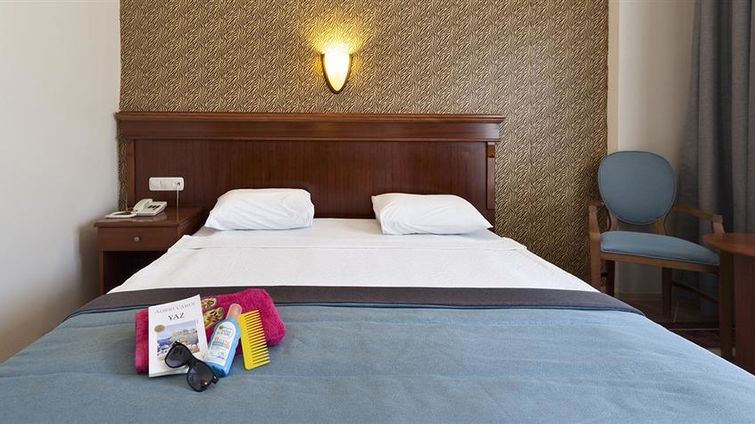 Golden Age Crystal Hotel