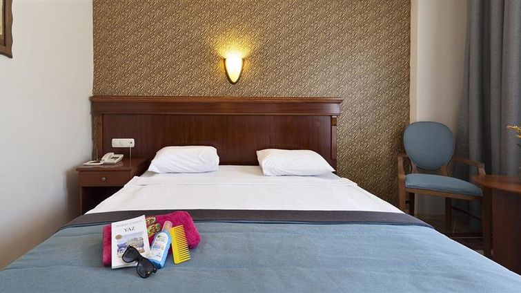 Golden Age Crystal Hotel