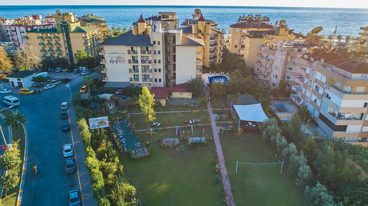 Kleopatra Royal Palm Hotel